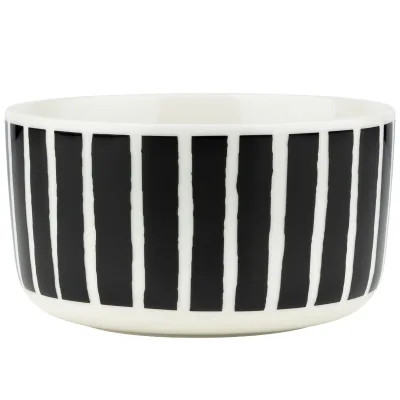 Marimekko Piccolo skål 5 dl, sort/hvid