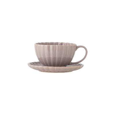 Latina cappuccino kop med underkop - Rosa/lyslilla