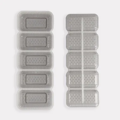 Tokyo design studio Sushiform nigiri, plast