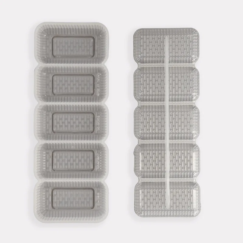 Tokyo design studio Sushiform nigiri, plast